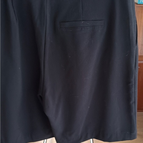 Cotton On Elegant Black Women's Bermuda Shorts - Picture 3 of 6